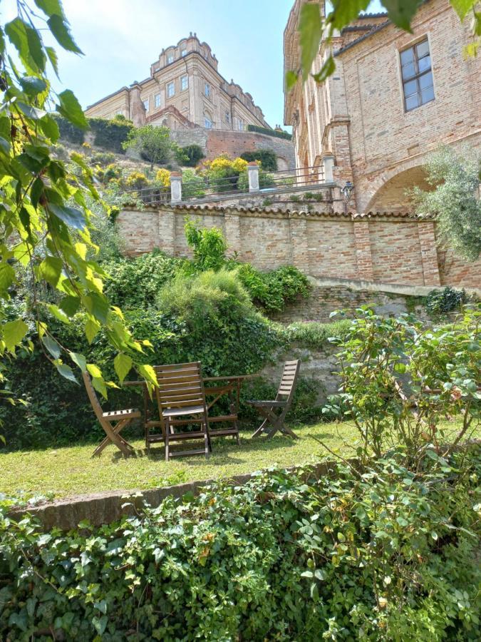 Il Giardino Di Olivia Apartment Guarene Luaran gambar