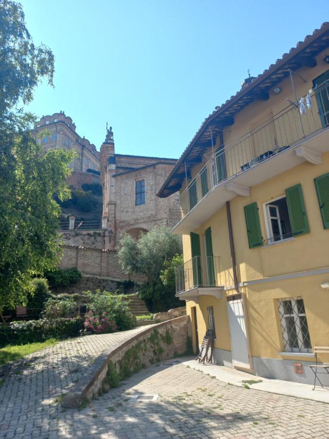 Il Giardino Di Olivia Apartment Guarene Luaran gambar